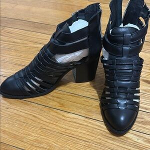 Very cute and stylish Steve Maden Frenchey gladiator style low heel bootie